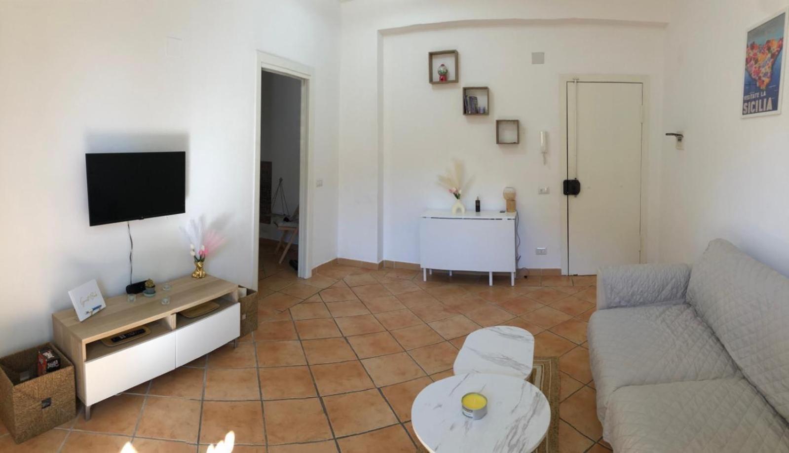 Апартаменты Sara Casa Acitrezza Ачи Костелло Экстерьер фото